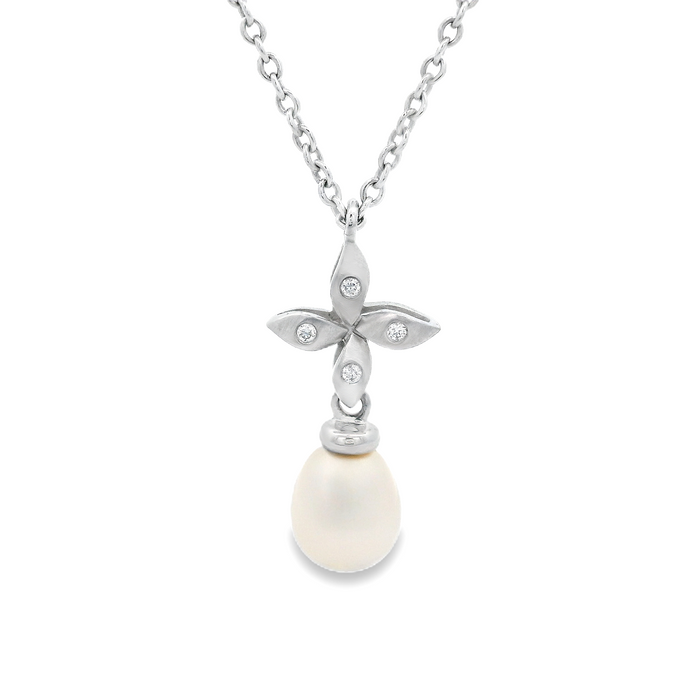 18k White Gold Diamond & Pearl Pendant