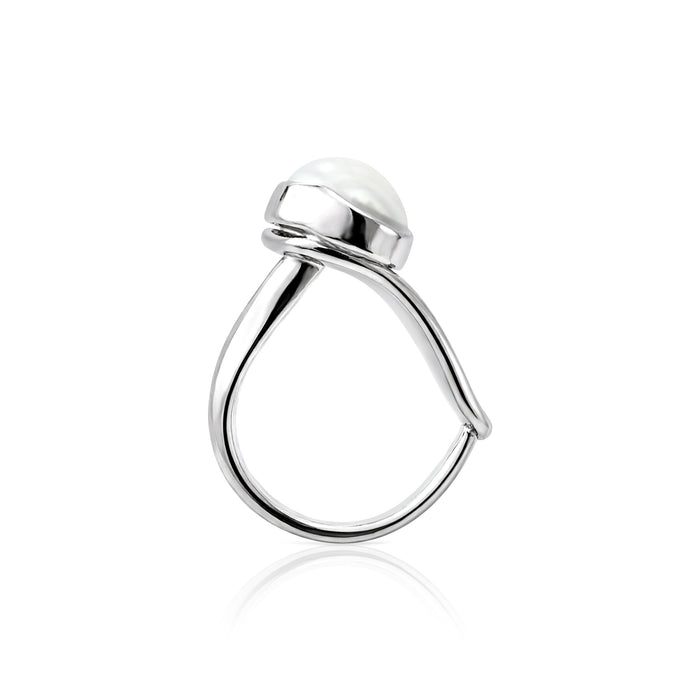 Bezel Pearl Ring