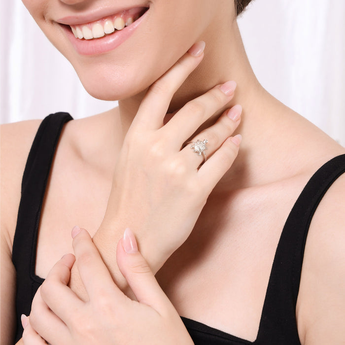Ladies Silver Ring