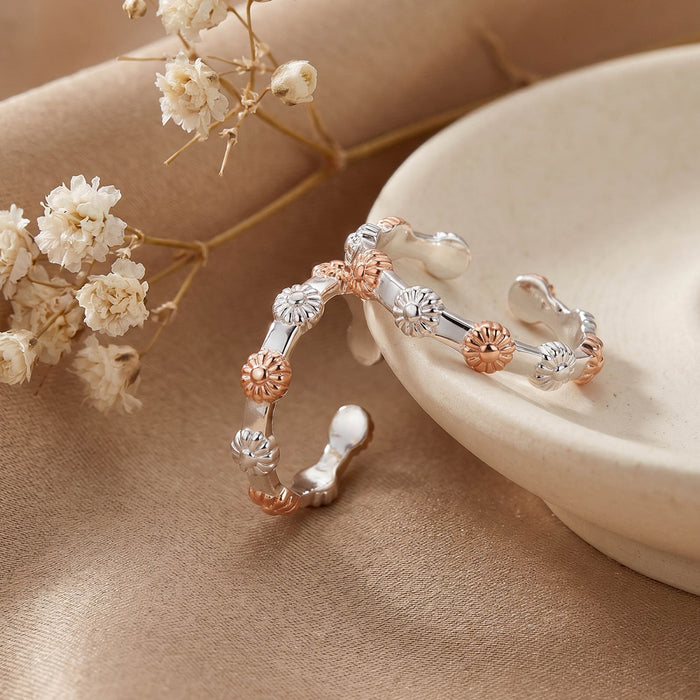 Dual-Tone Floral Toe Ring