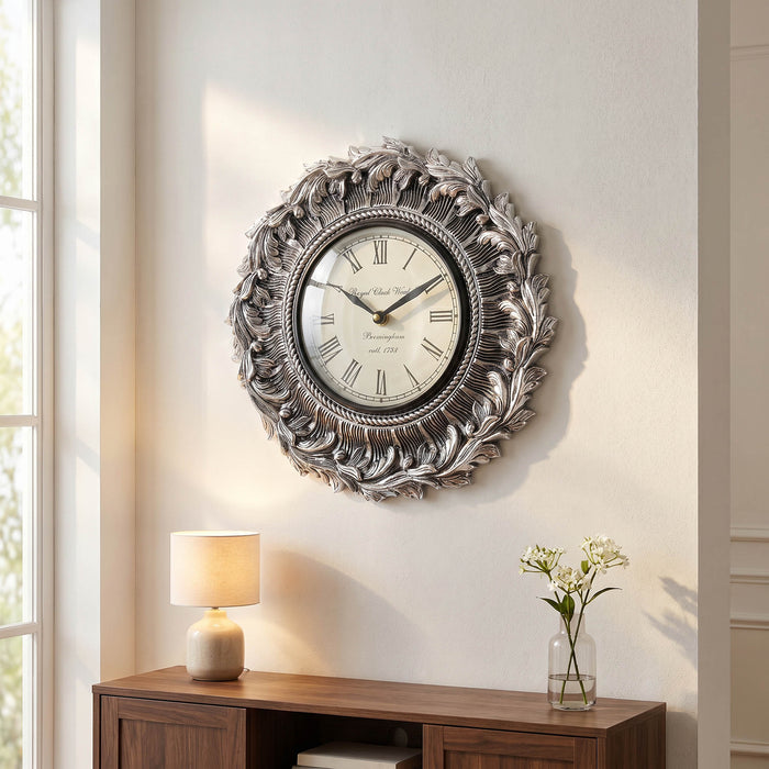 Feathered Leaf 999 Silver Circular Wall Clock