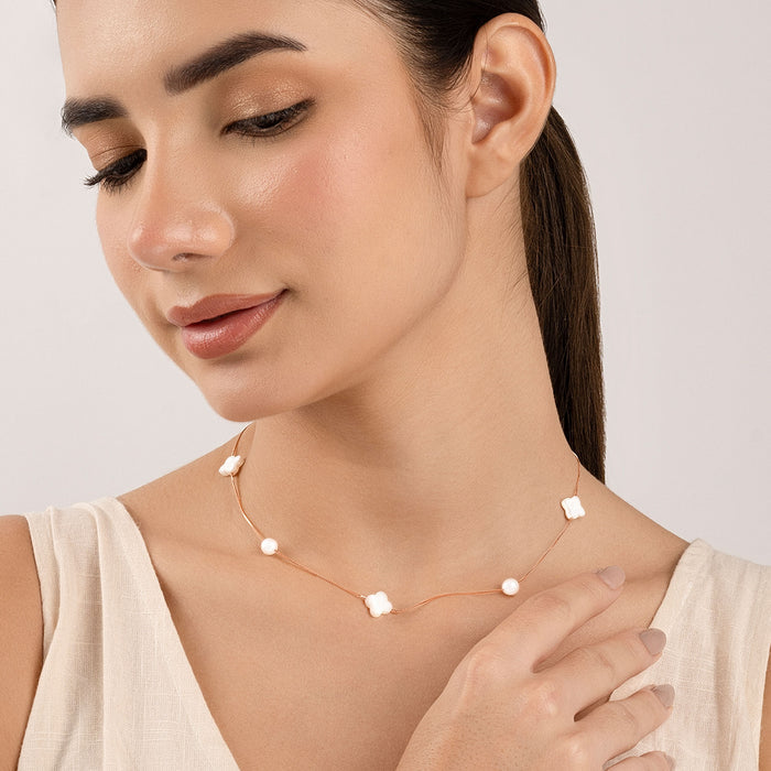 Flowers & Pearls Necklace
