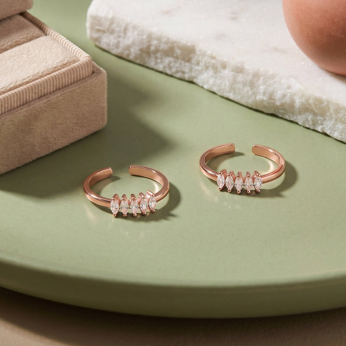 Glint Line Toe Ring