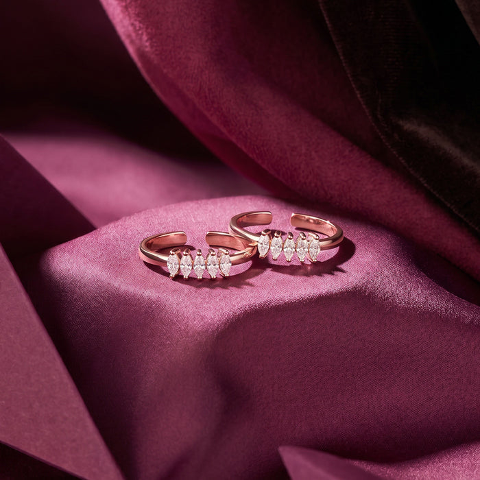 Glint Line Toe Ring