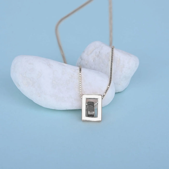 Linked Radiance Necklace - Touch925