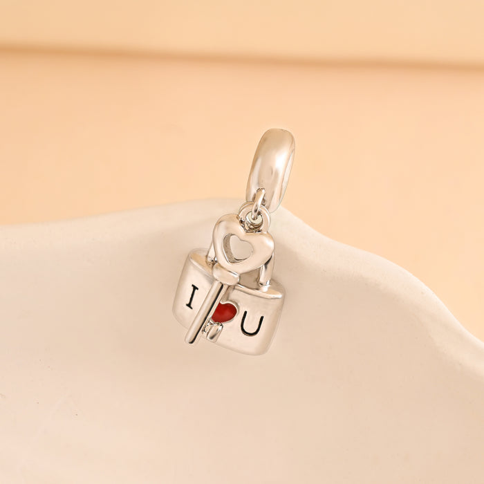Love Lock & Key Pendant