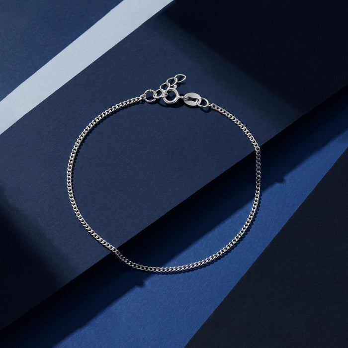 Minimalist Curb Chain Anklet