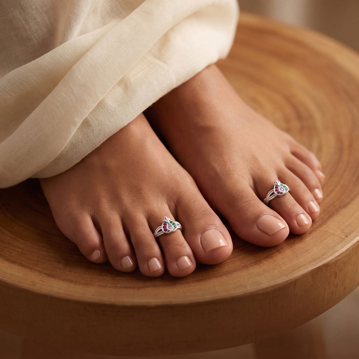 Paisley Twist Toe Ring