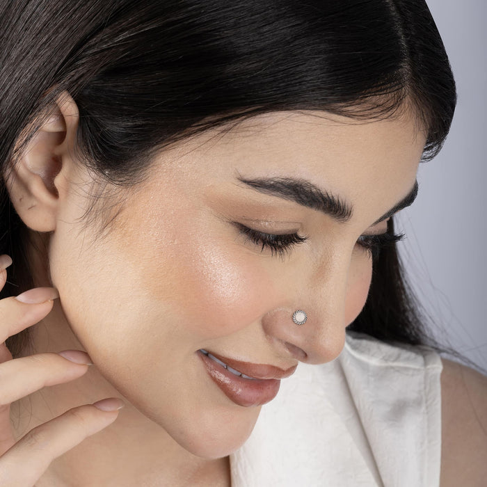 Pearl Oxidized Nose Pin
