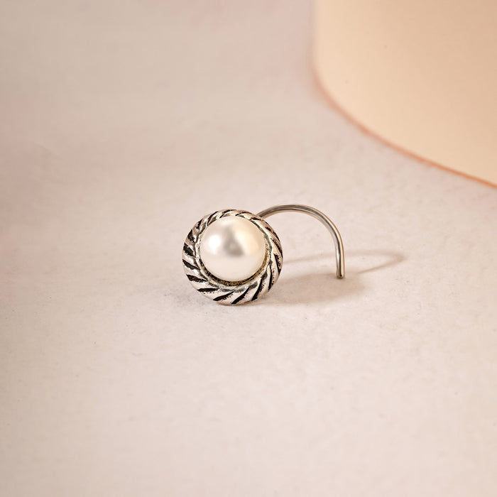 Pearl Oxidized Nose Pin
