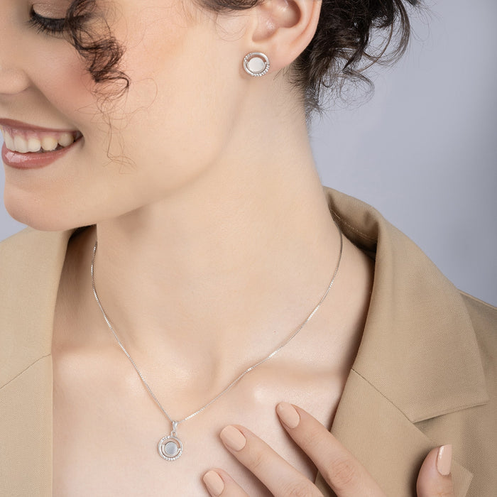 Radiant Circle Zirconia Pendant Set