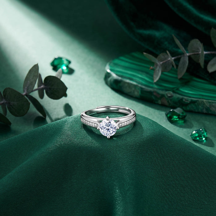 Royal Solitaire Ring