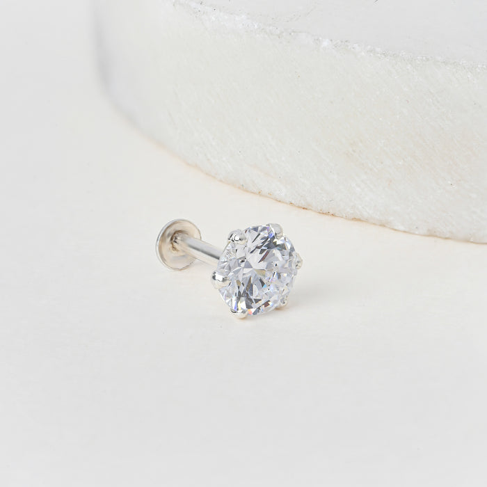 Solitaire Spark Silver Nose Pin