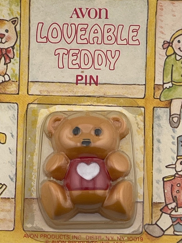 Vintage 1981 Avon Loveable Teddy Bear Valentines Heart Pin